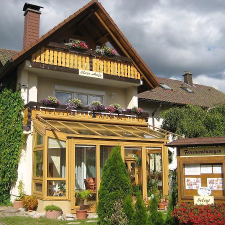 Haus Anja Lägenhet Titisee-Neustadt Exteriör bild